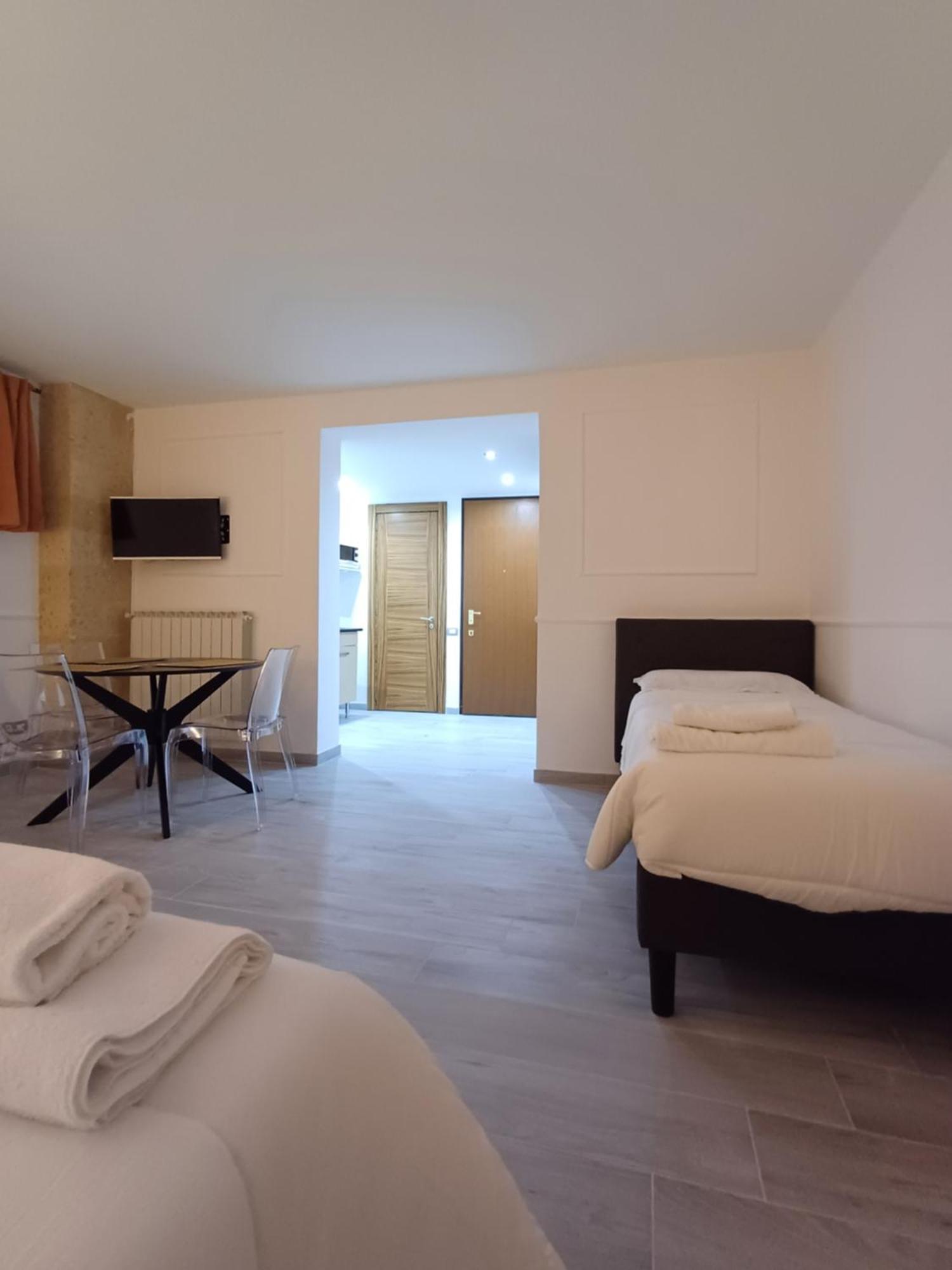 Bed & Breakfast Idomeneo 63 Lecce Buitenkant foto